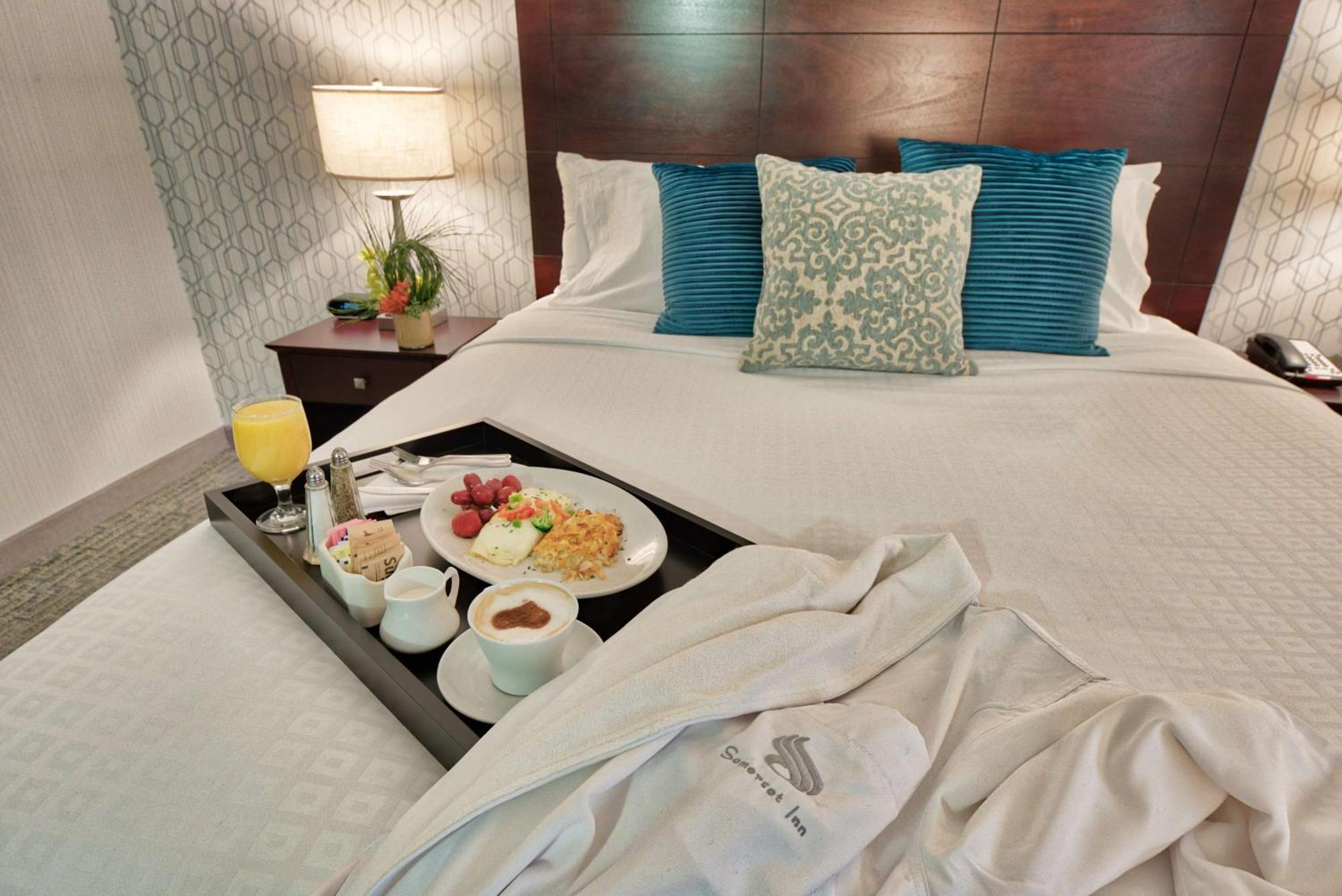 Somerset Inn Трой Экстерьер фото